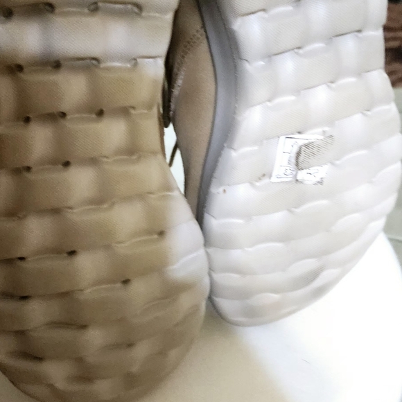 Womens boots fur trim great for winter - Picture 4 of 4